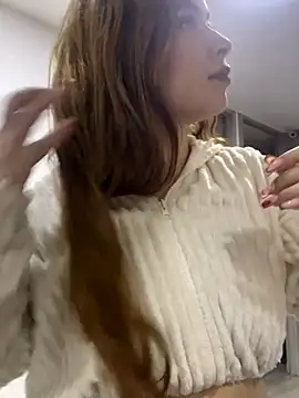 CharlotteBrownn  online show from 11.12.25