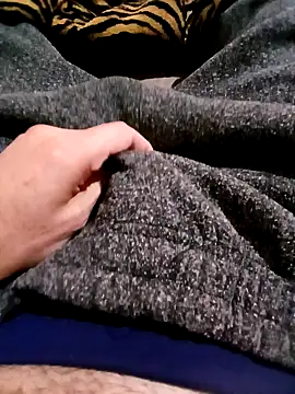 DomDix online show from 10.21.25