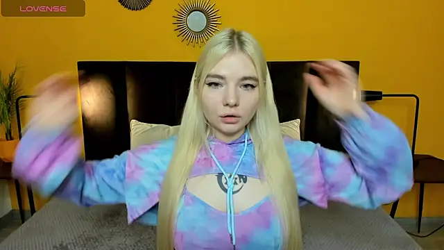 RuthBryant online show from 10.07.25