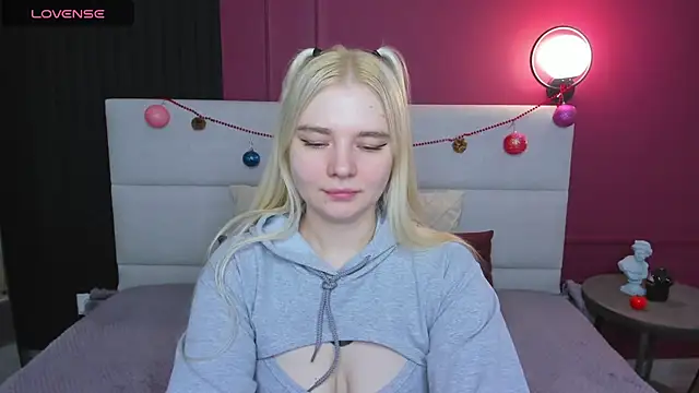 RuthBryant online show from 12.15.25