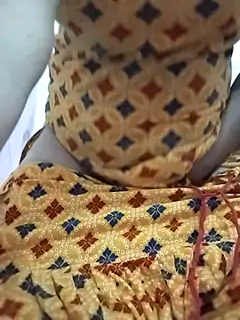 rani8008 online show from 04.17.26