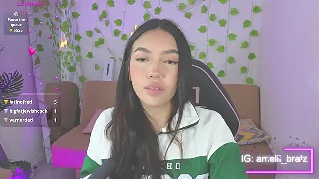 Snapshot of Ameliiaa_tay chatting on 09.16.25 Ameliiaa tay online show from 09.16.25