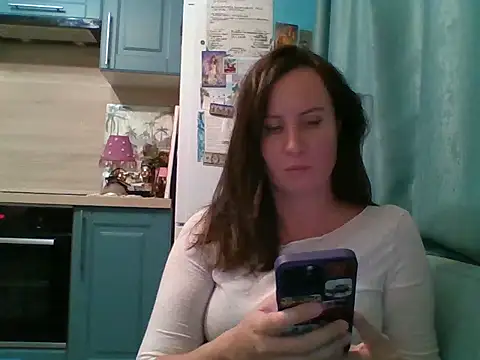 ALICAINWONDERLAND online show from 10.27.25