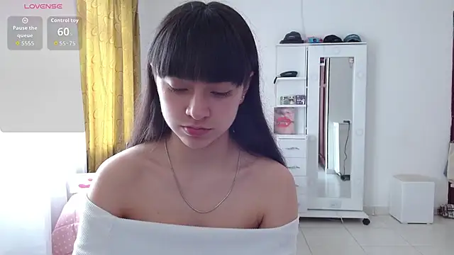 Snapshot of violetta_blackk chatting on 10.01.25 violetta blackk online show from 10.01.25