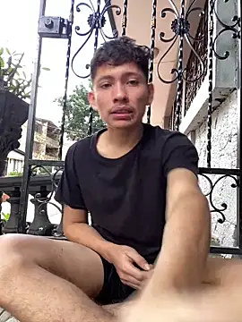 elfernh online show from 10.14.25