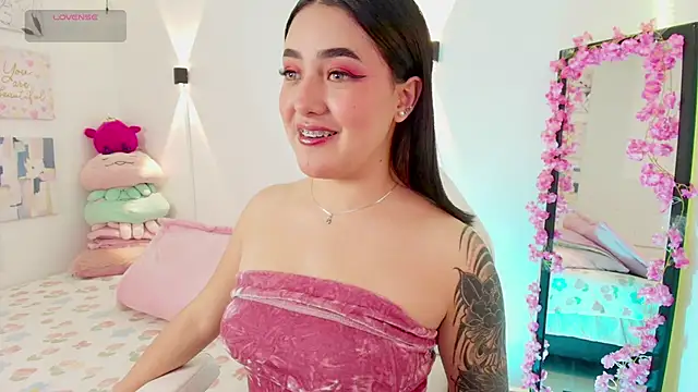 justonecute online show from 09.23.25