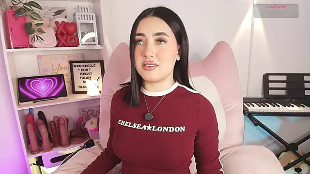 Snapshot of justonecute chatting on 03.22.26 justonecute online show from 03.22.26