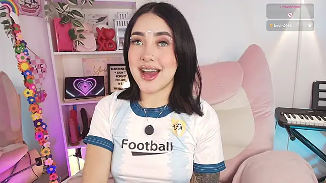 Snapshot of justonecute chatting on 03.25.26 justonecute online show from 03.25.26