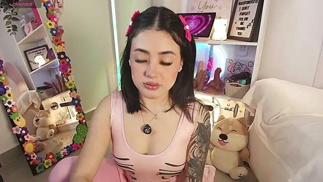 justonecute online show from 04.23.26