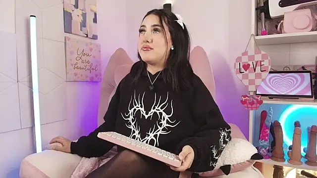 justonecute online show from 05.22.26