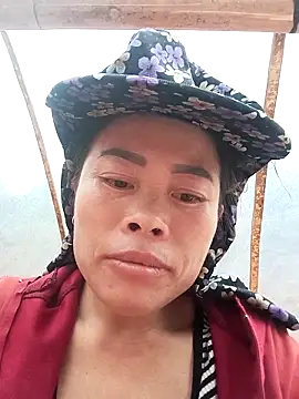 CoMay003 online show from 09.25.25