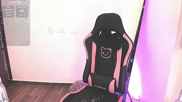 samiacooper25 online show from 09.13.25