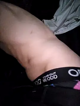 Snapshot of Romance32 chatting on 04.04.26 Romance32 online show from 04.04.26