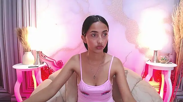 Snapshot of MilkyLally chatting on 09.26.25 MilkyLally online show from 09.26.25