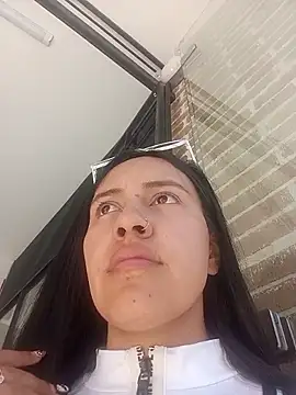 Snapshot of Nika_Hot chatting on 11.22.25 Nika Hot online show from 11.22.25