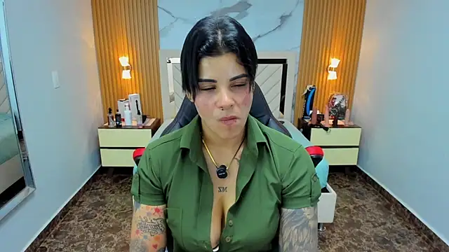 KAROLLJONES1 online show from 01.10.26