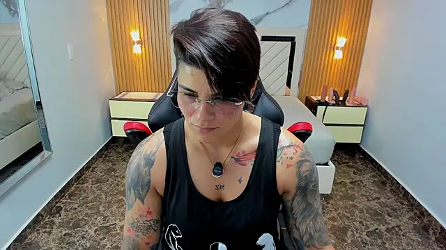 KAROLLJONES1 online show from 03.18.26