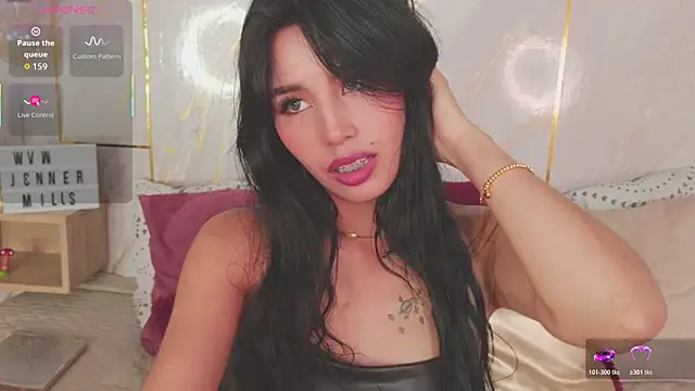 Miss Charlottet online show from 04.01.26