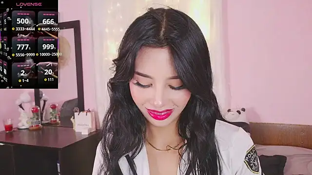 Miss Charlottet online show from 04.17.26