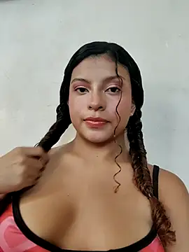 Snapshot of Lulupeach69 chatting on 10.27.25 Lulupeach69 online show from 10.27.25