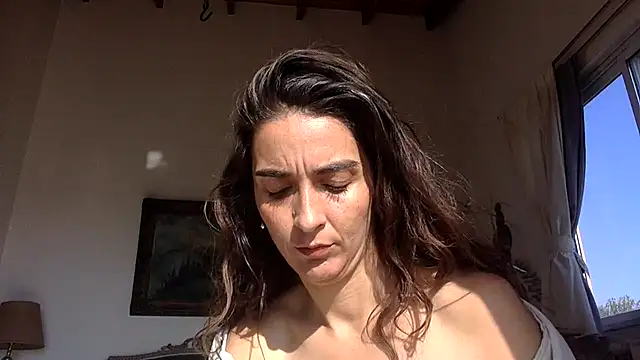 Snapshot of venuslibre chatting on 05.31.26 venuslibre online show from 05.31.26