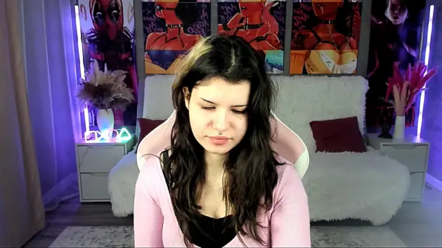 Snapshot of AnoraDark chatting on 11.28.25 AnoraDark online show from 11.28.25