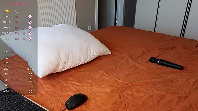 brightrays    online show from 03.07.26