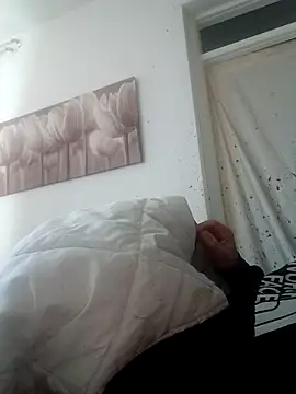 Snapshot of handsome8inchh chatting on 03.18.26 handsome8inchh online show from 03.18.26