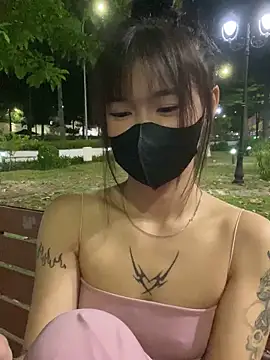 Snapshot of __BabyShowPublic__ chatting on 10.11.25 BabyShowPublic online show from 10.11.25