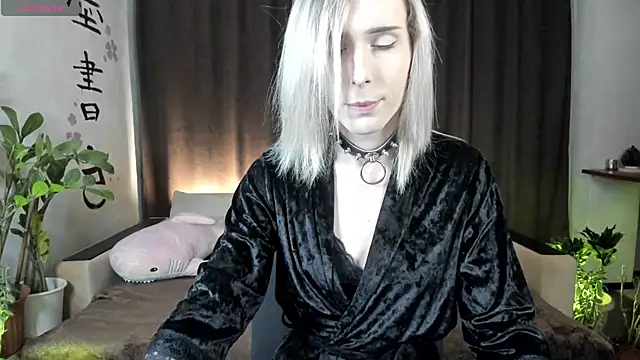 Lady Kaya online show from 11.19.25