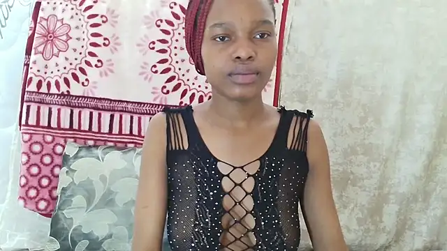 SexyBitchx01 online show from 09.14.25