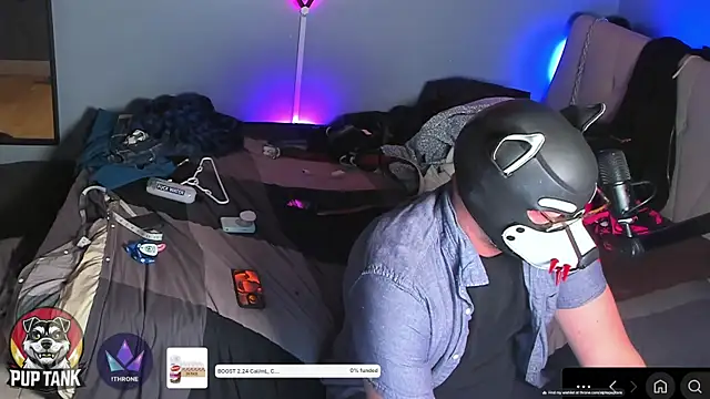 Snapshot of puptank chatting on 11.24.25 puptank online show from 11.24.25