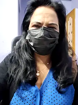 mallu-lover online show from 10.15.25