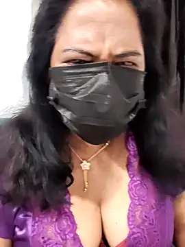 Snapshot of mallu-lover chatting on 04.28.26 mallu-lover online show from 04.28.26