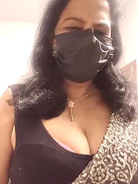 Snapshot of mallu-lover chatting on 04.30.26 mallu-lover online show from 04.30.26