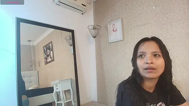 Snapshot of Miladiosa chatting on 11.15.25 Miladiosa online show from 11.15.25