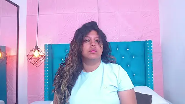 CloeStron online show from 10.02.25