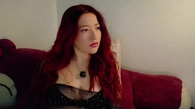 lunnaa  online show from 03.30.26