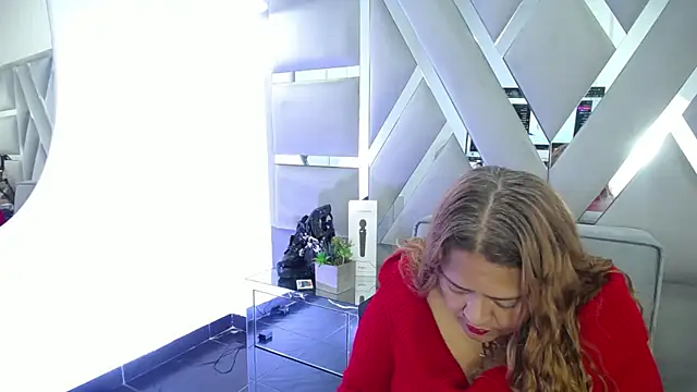 MonzerratBoyer online show from 02.20.26