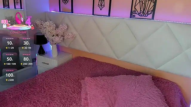 veronica hill  online show from 11.10.25