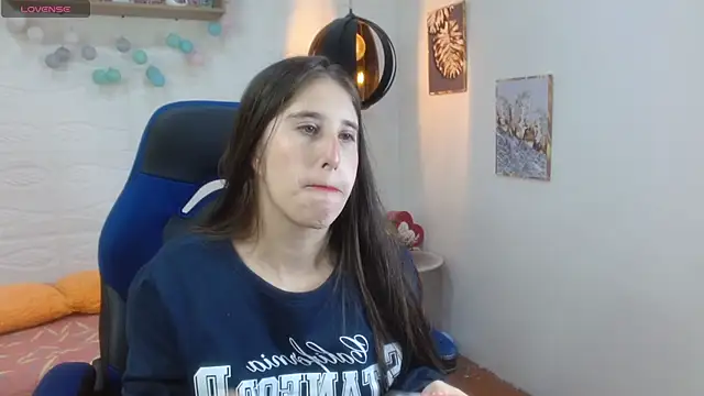 Snapshot of karlarousex chatting on 11.05.25 karlarousex online show from 11.05.25