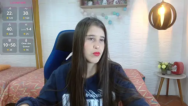 Snapshot of karlarousex chatting on 11.18.25 karlarousex online show from 11.18.25