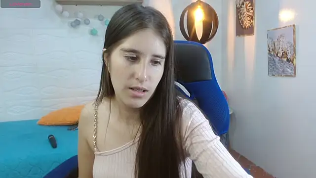 Snapshot of karlarousex chatting on 11.26.25 karlarousex online show from 11.26.25