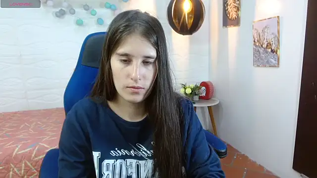 Snapshot of karlarousex chatting on 12.02.25 karlarousex online show from 12.02.25