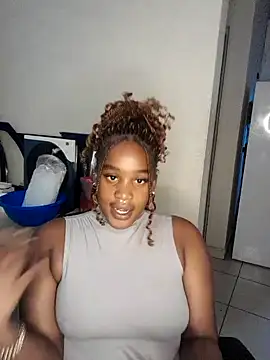 SexyyRedxxx online show from 10.22.25