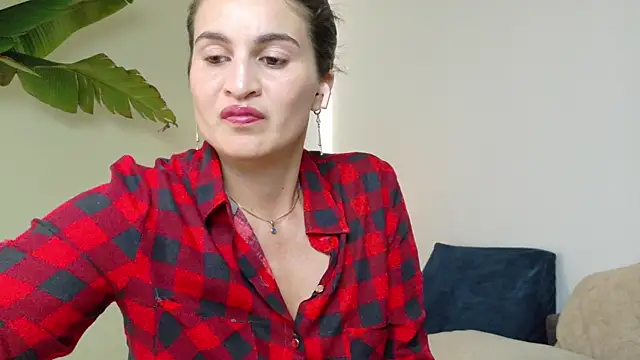 lizdevine online show from 12.04.25