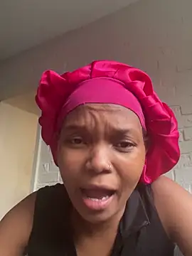 Snapshot of BaddestAss22 chatting on 12.19.25 BaddestAss22 online show from 12.19.25