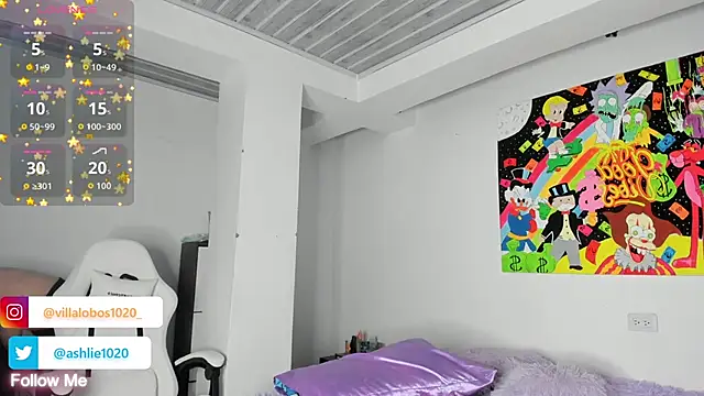 MiaVillalobos online show from 11.18.25