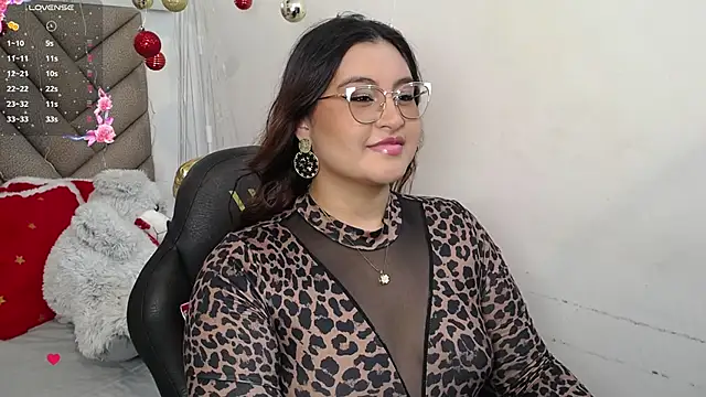 heluejamil online show from 12.17.25