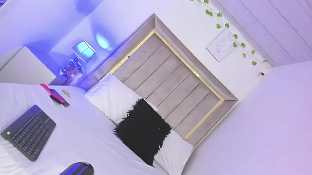 ScarlettVell online show from 02.26.26